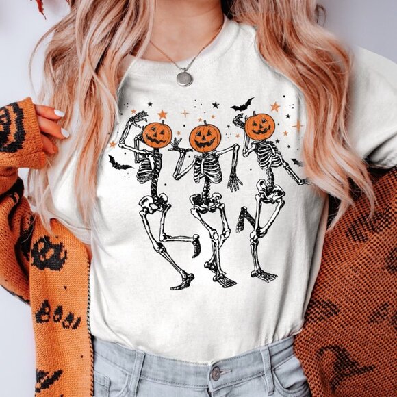 Dancing Skeleton Pumpkin Halloween Fall Party Spooky Season Fan Gift T-Shirt 05 - Picture 1 of 5